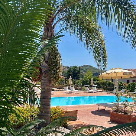 Cuore Del Cilento Relais&Retreat Castellabate Exterior photo